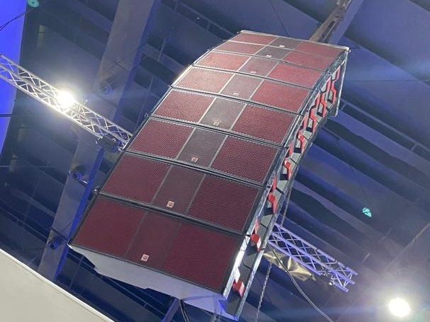 WhatsApp Image 2025-11-24 at 15.20.55